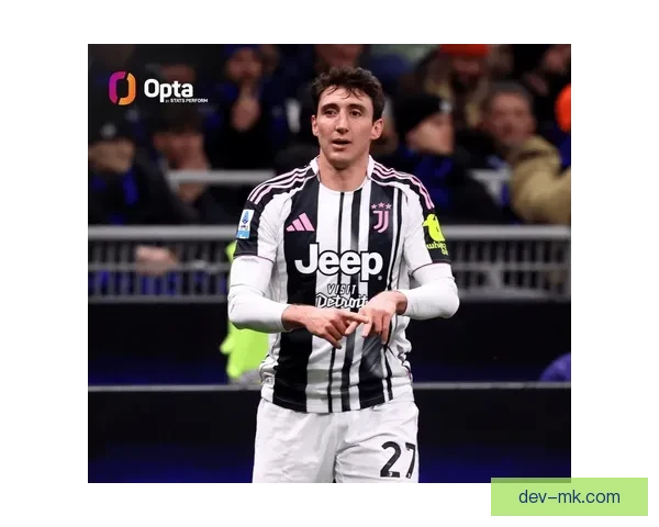 佛罗伦萨夏窗压哨租借尤文中场阿图尔梅洛 重返巅峰状态助紫百合复兴