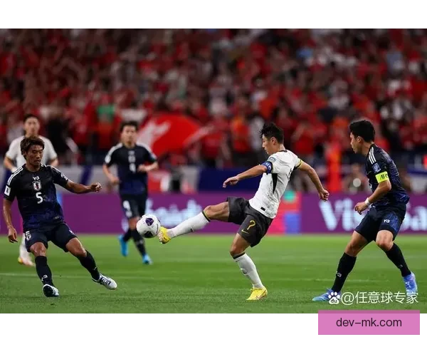 国足世预赛0-1惜败日本全场防守表现获媒体一致好评